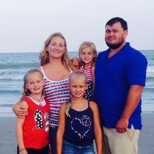 Meet your Posher, Stacy